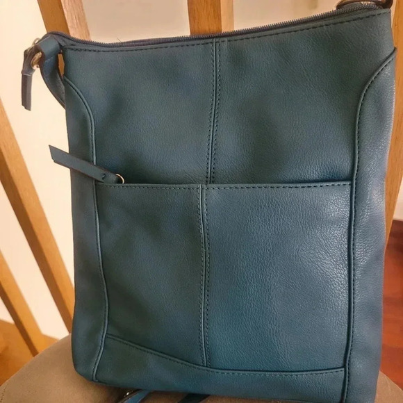 Franco Sarto leather crossbody shoulder bag - Picture 6 of 11